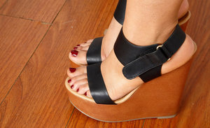 18 year old cutie Carmen Callaway sexys her two study buddies at the same time